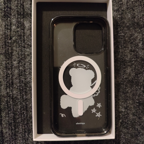 CASETiFY - Picture 3 of 3